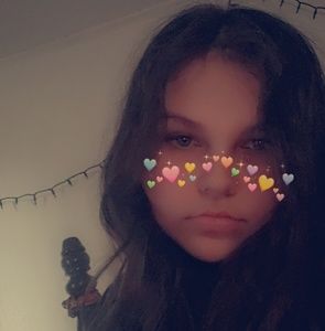 Meet your Posher, Ally